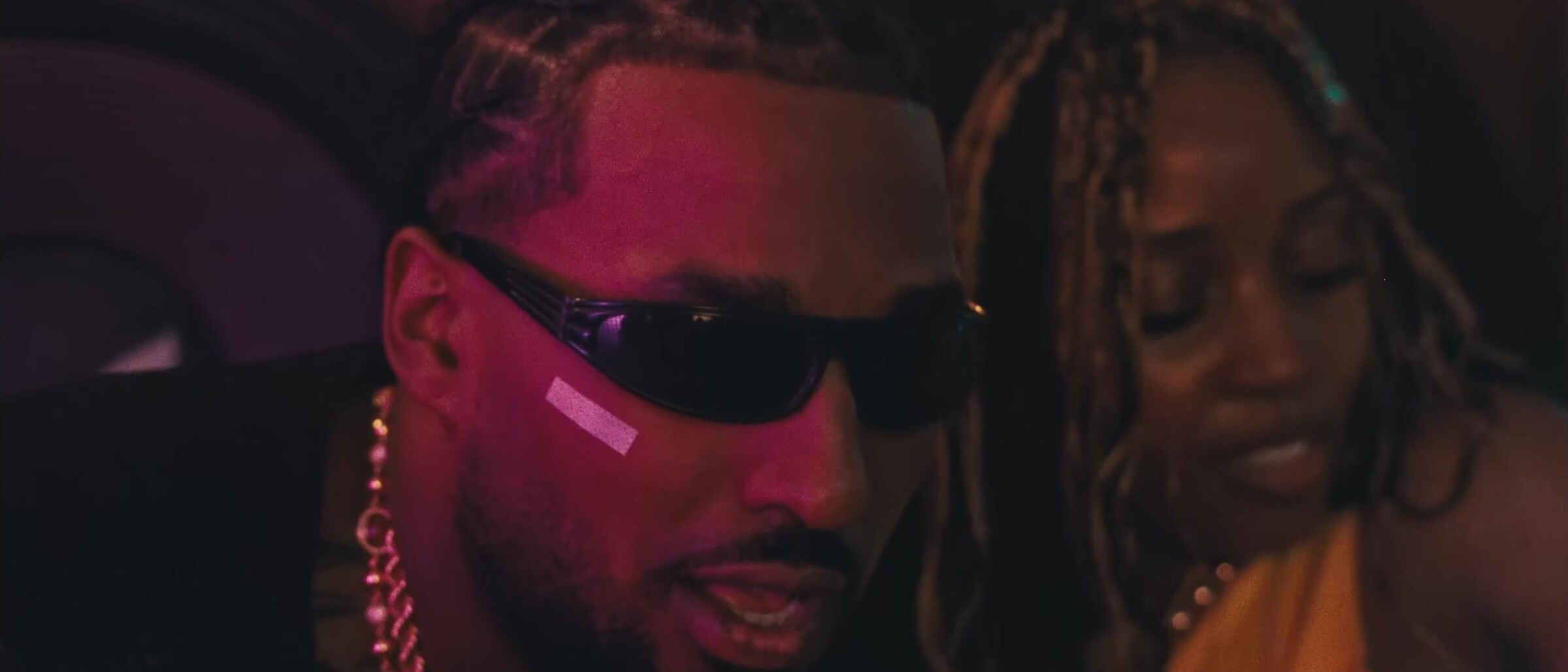 reezy – TWINS – still 3